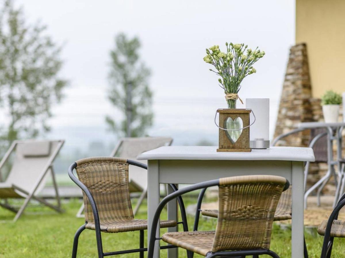 U Kruka Bed and Breakfast Groń Eksteriør billede